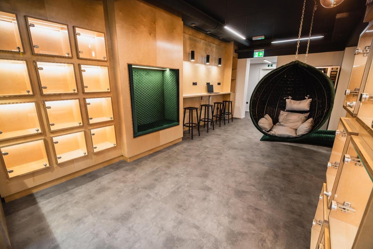 Dragons Dream Hostel Любляна Екстериор снимка